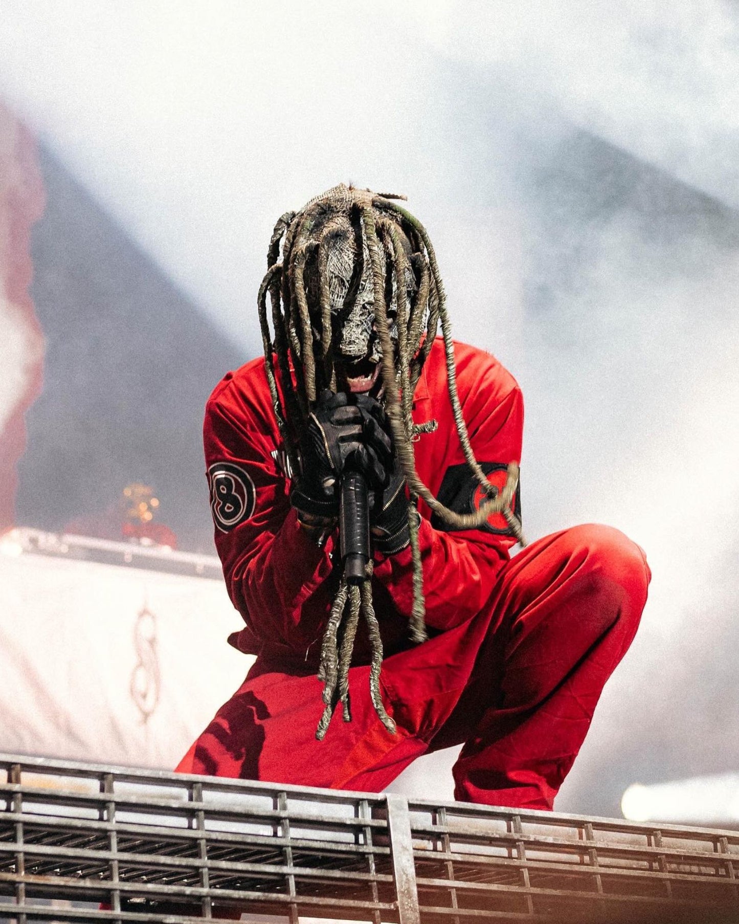 Corey Taylor in Slipknot mask performing