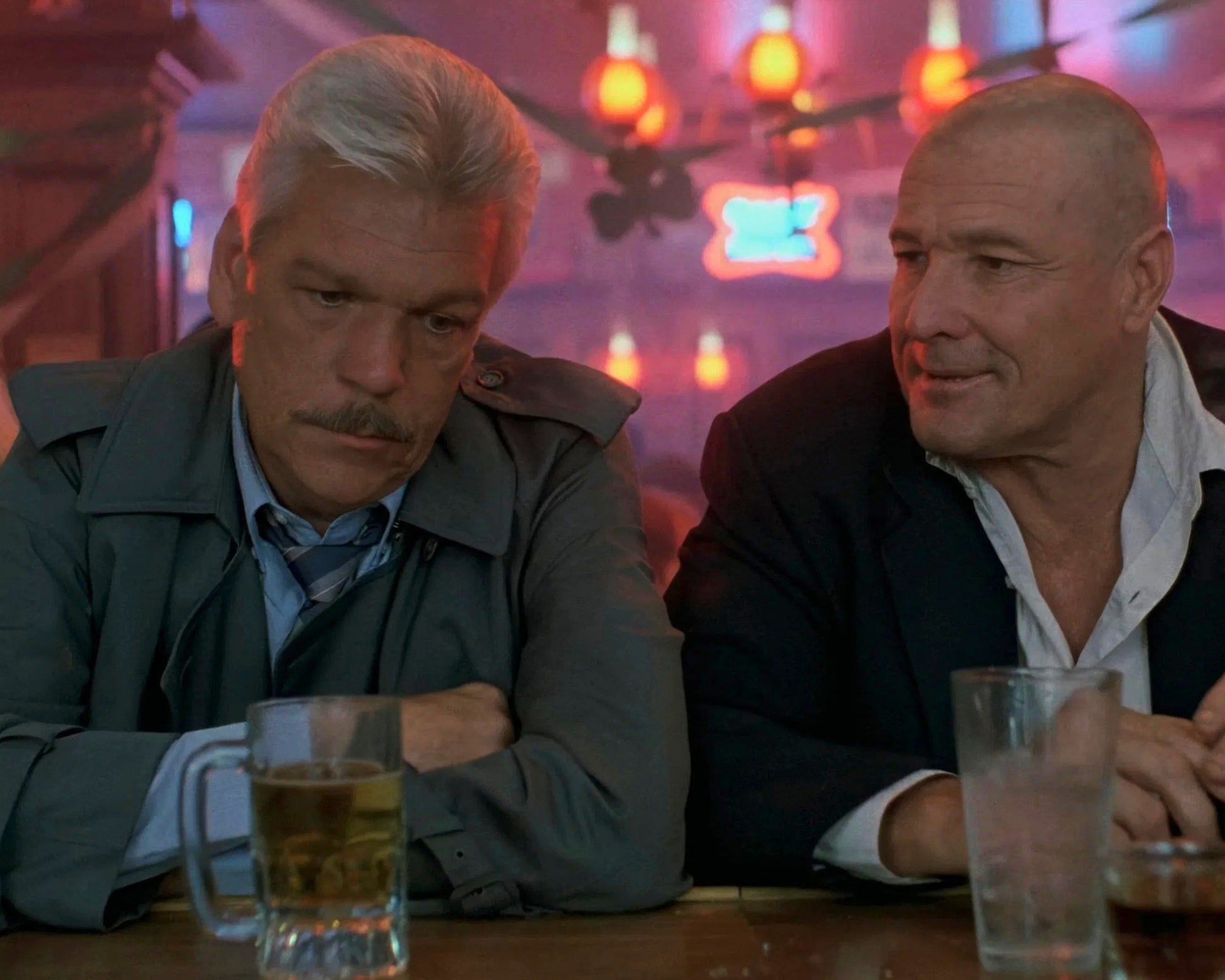 Tom Atkins Photo 10