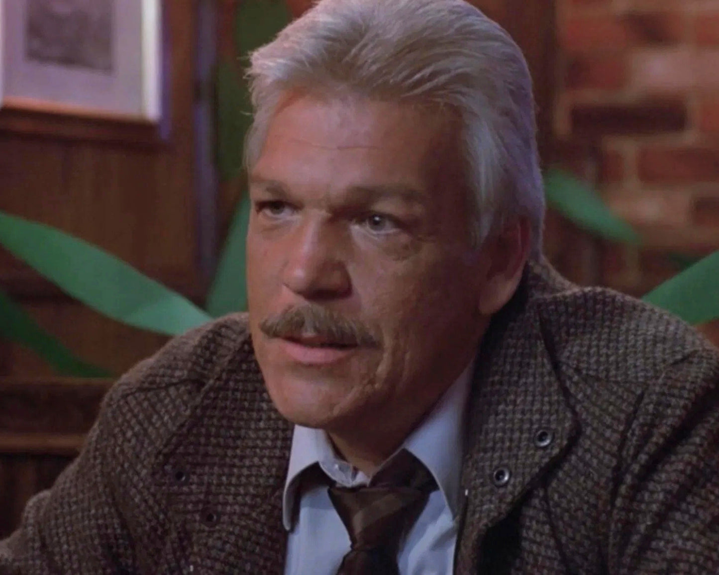 Tom Atkins Photo 11