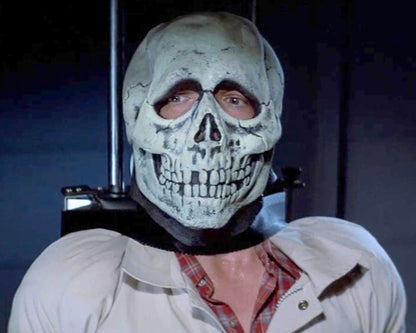 Tom Atkins Photo 4